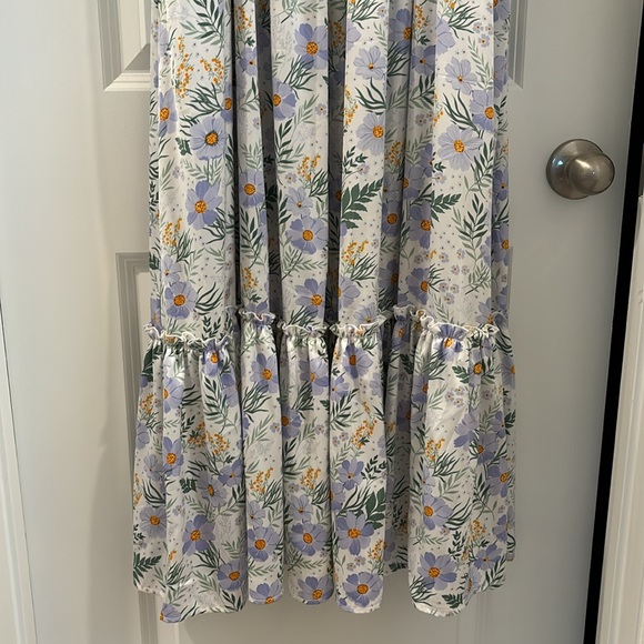 Melloday Floral Maxi Dress - Picture 4 of 7
